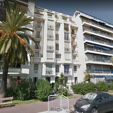 La Brise *